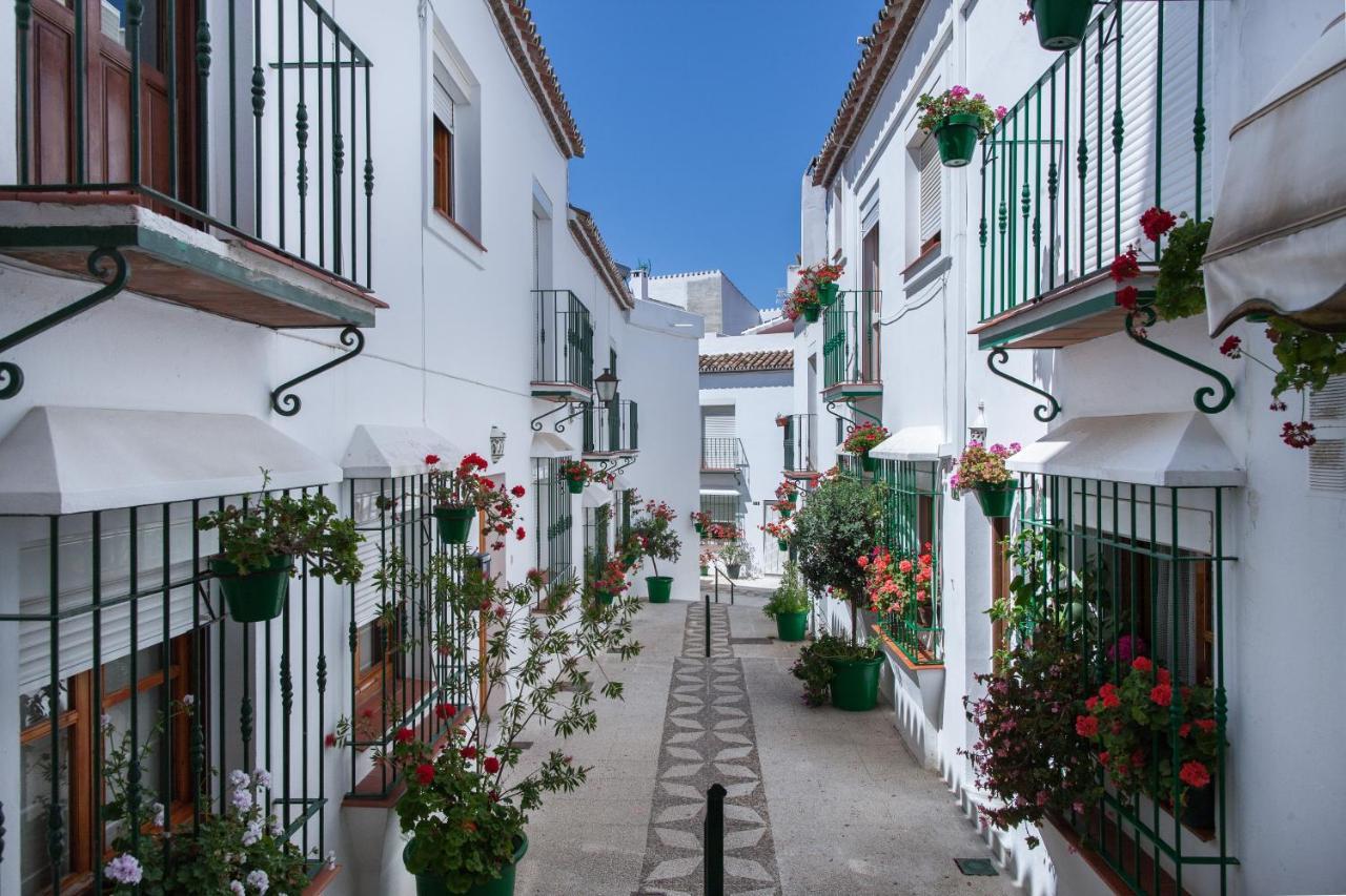 Marina Bay Playa Del Cristo Apartment Estepona Exterior photo